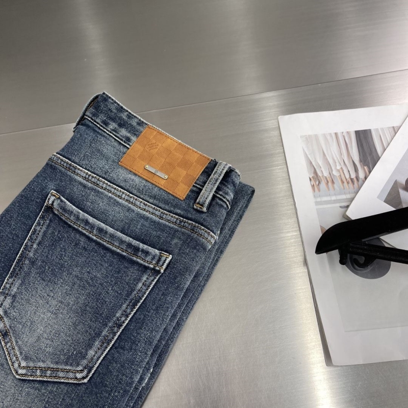 l0vis Vvtt0n jeans